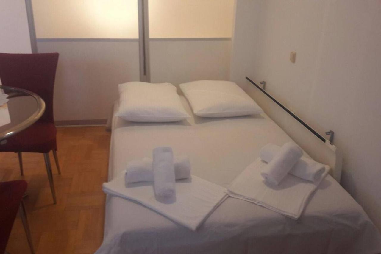 Apartment Jela 塞尔瑟 外观 照片